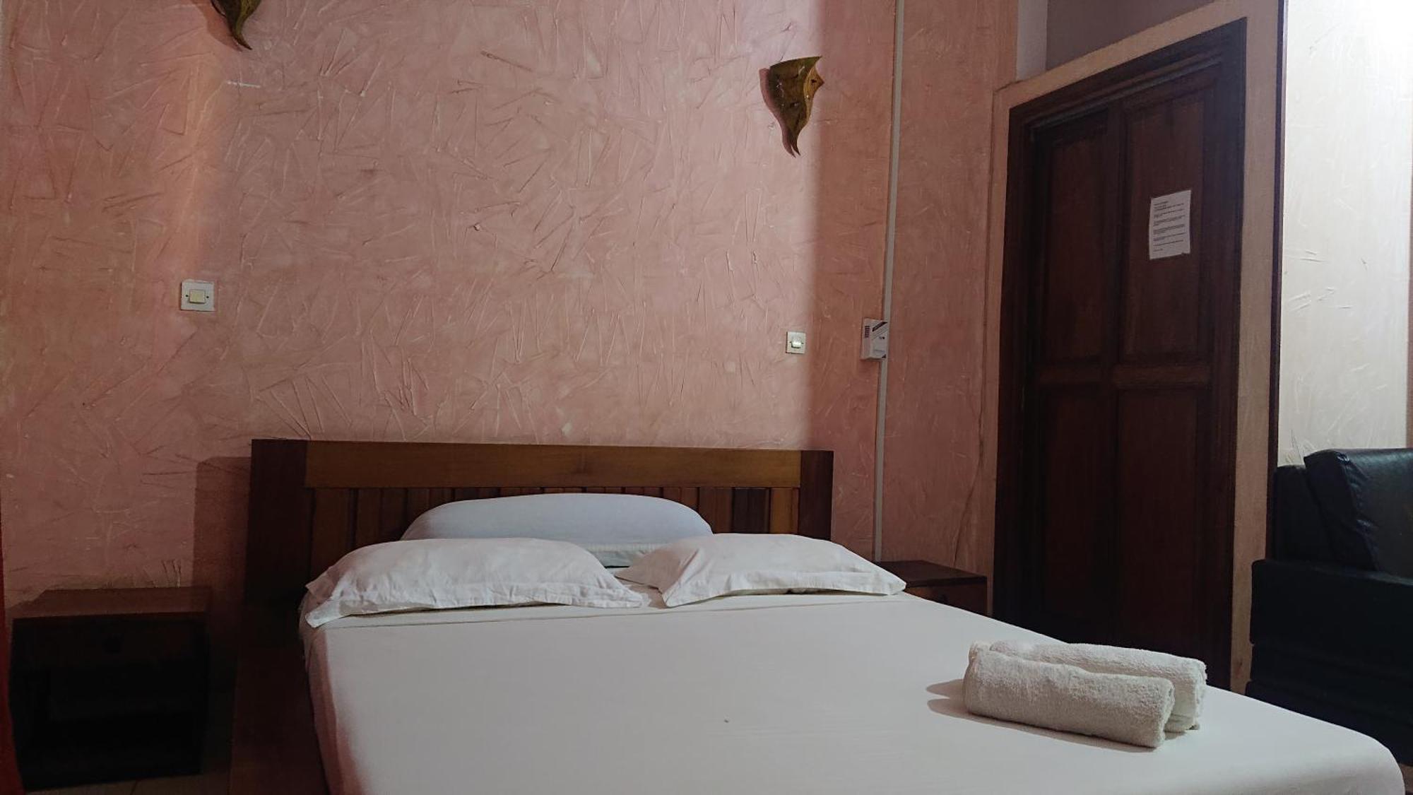Central Hotel Antsiranana Kültér fotó
