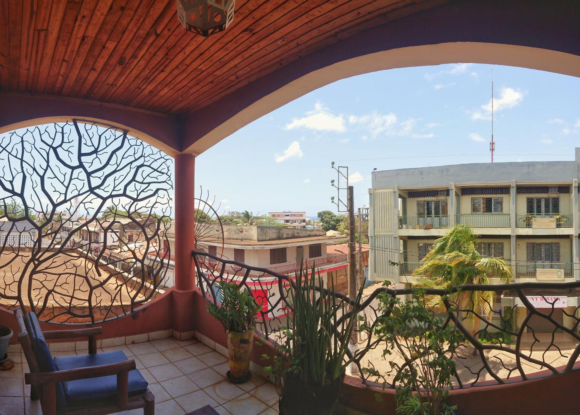 Central Hotel Antsiranana Kültér fotó