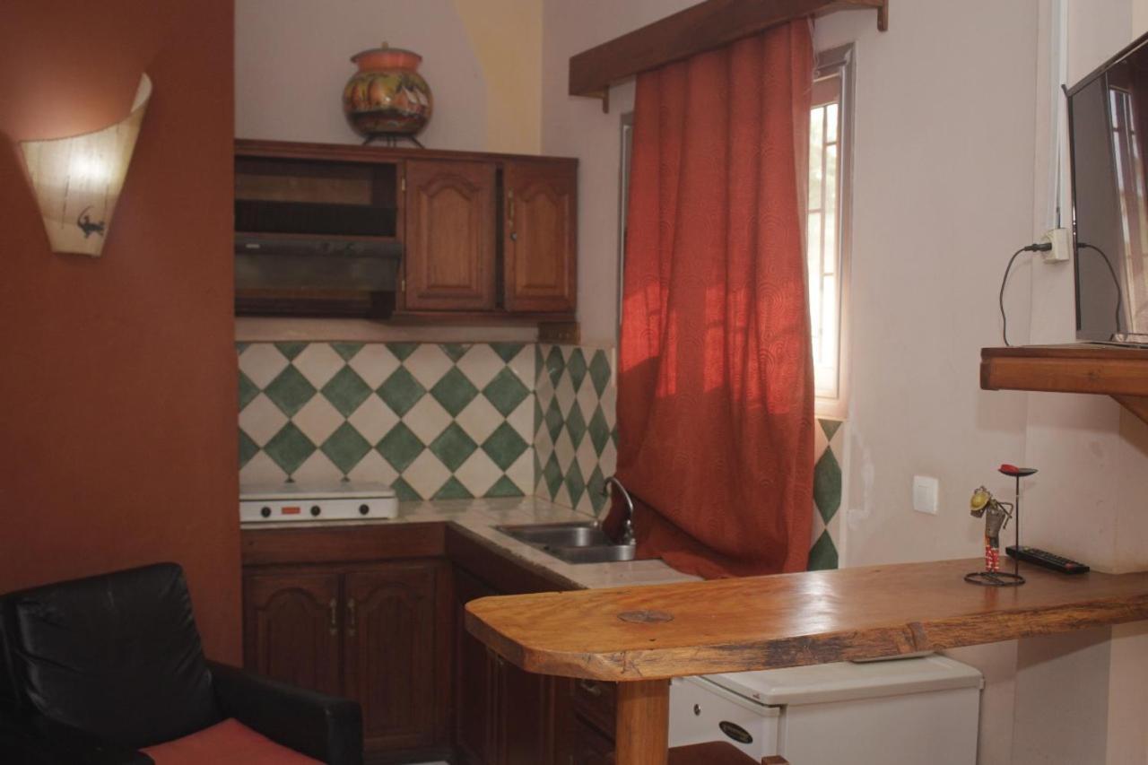 Central Hotel Antsiranana Kültér fotó