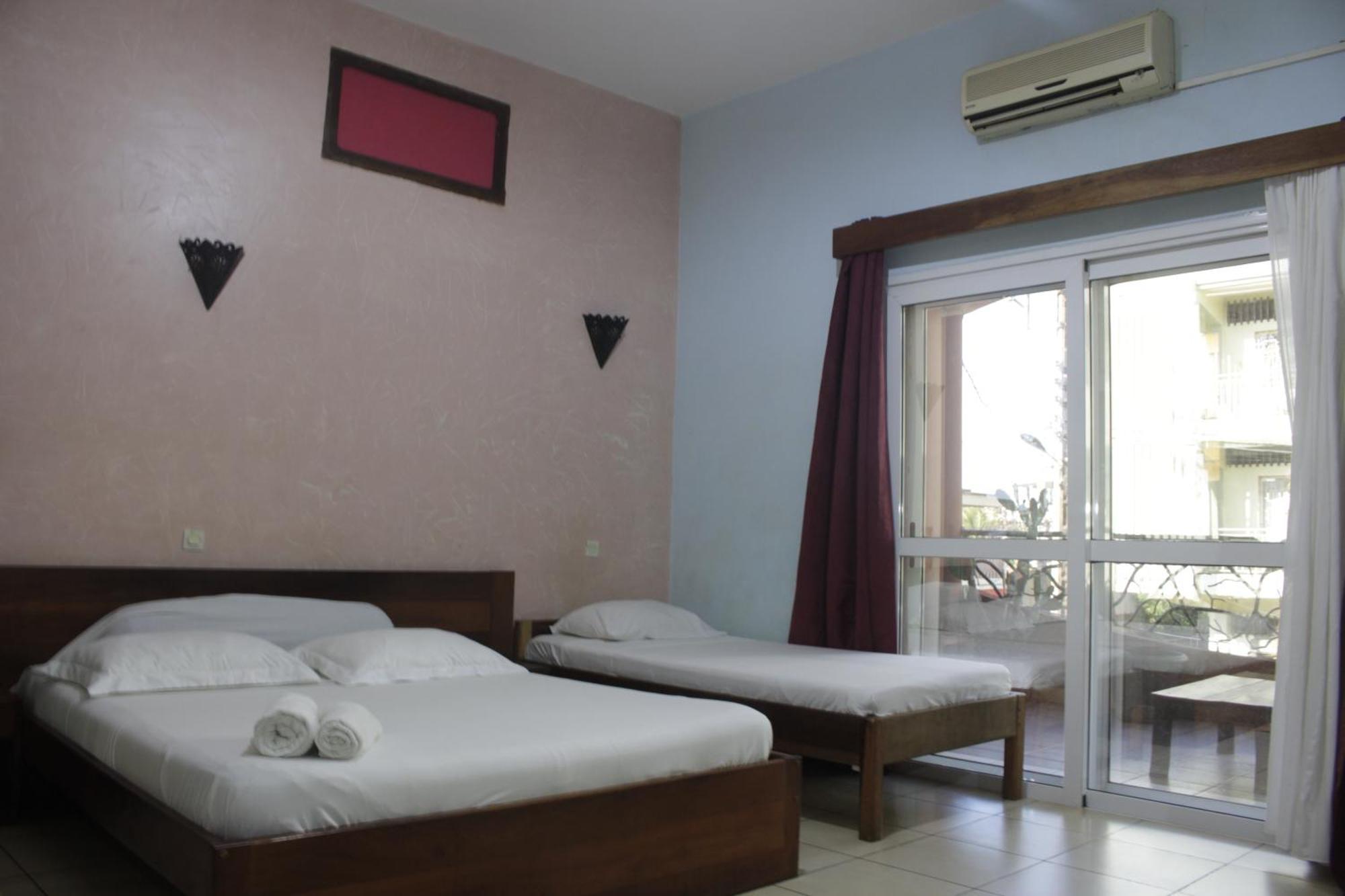 Central Hotel Antsiranana Kültér fotó