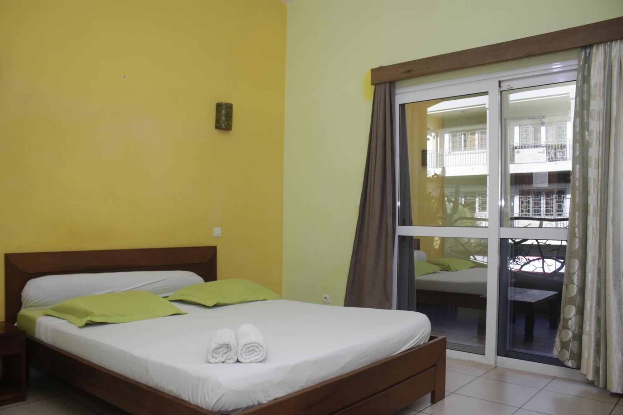Central Hotel Antsiranana Kültér fotó
